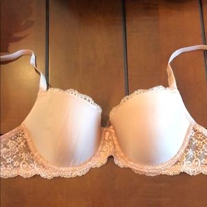 EUC Victoria’s Secret Dream Angels Bra